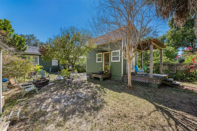 3411 W Bay Ave, FL