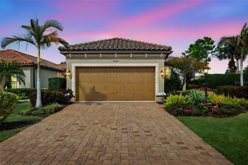 13211 Prima Dr, FL