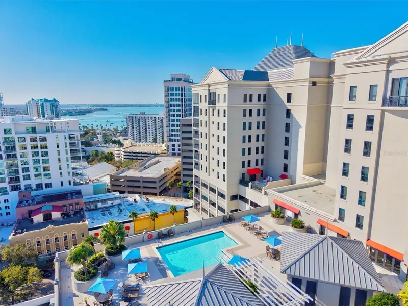 50 Central Ave #15a, FL