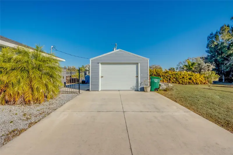 3714 Gulf Breeze Ln, FL