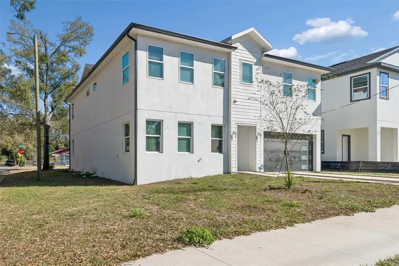 2801 E 19th Ave, FL