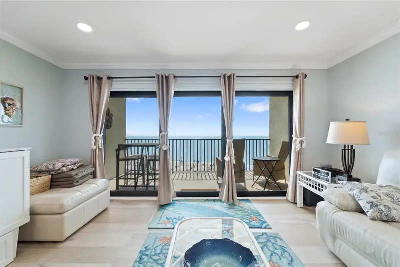 12924 Gulf Blvd #502, FL