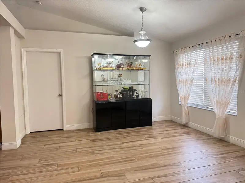 8818 Reservation Dr, FL