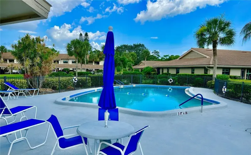 7143 Wood Creek Dr #203, FL