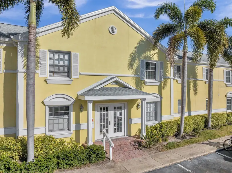 4728 Beach Dr Se #A, FL