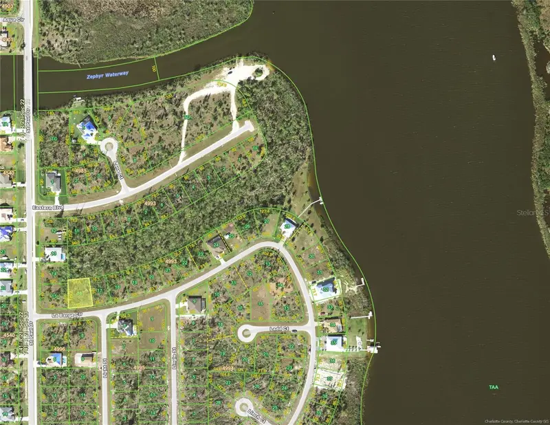 16024 La Barge Cir, FL