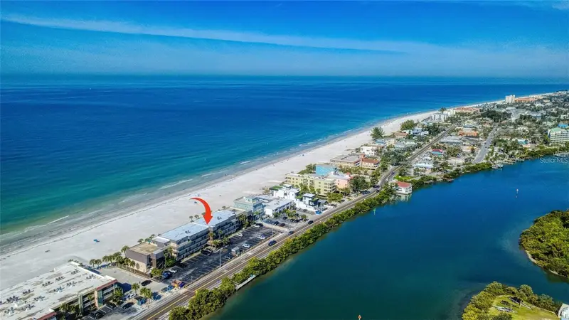 60 Gulf Blvd #203, FL