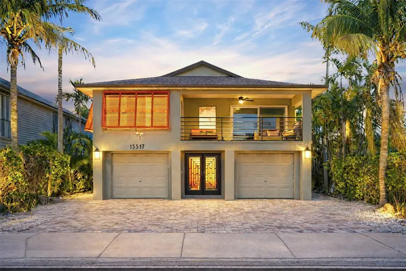 15517 Gulf Blvd, FL