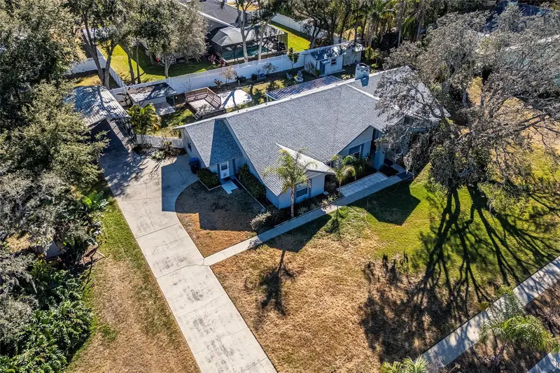 15912 Armistead Ln, FL