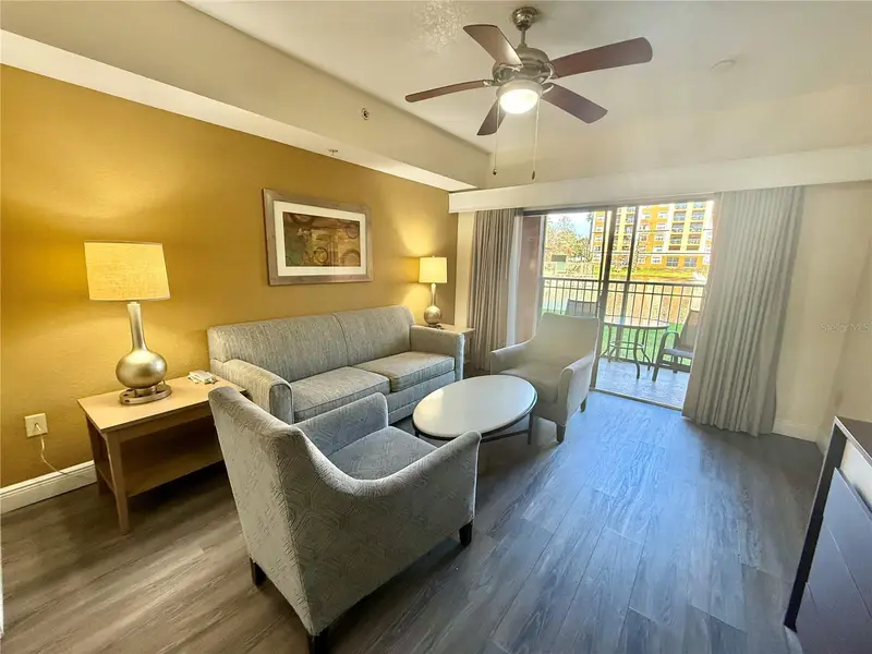 12539 Floridays Resort Dr #107d, FL