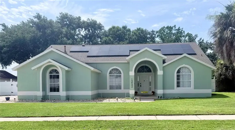 13942 Greater Pines Blvd, FL