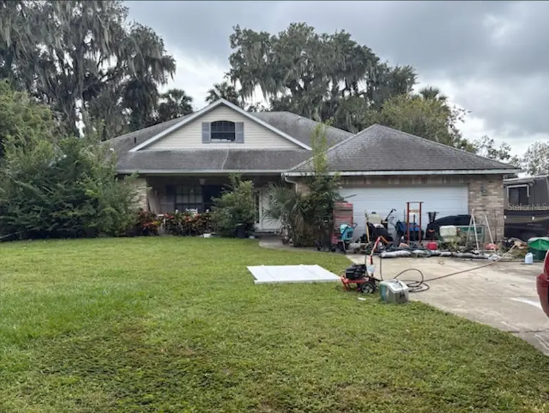 DeBary Town Center pending