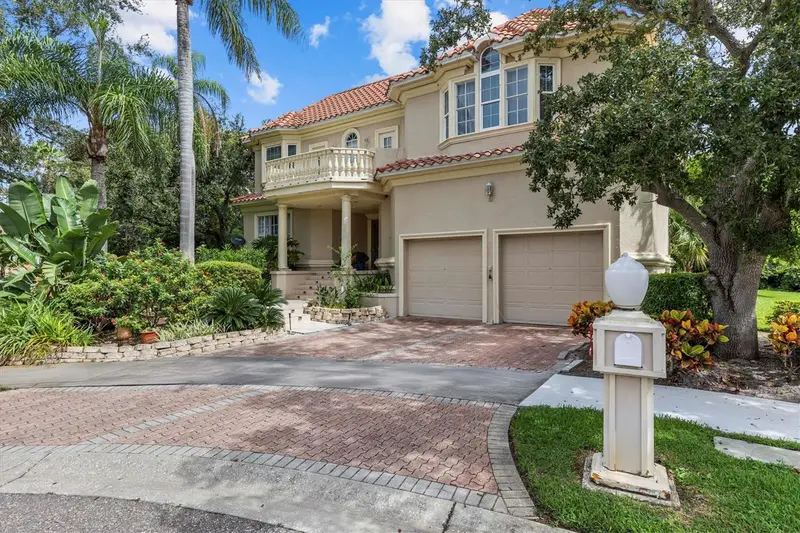 5914 La Rosa Ln, FL