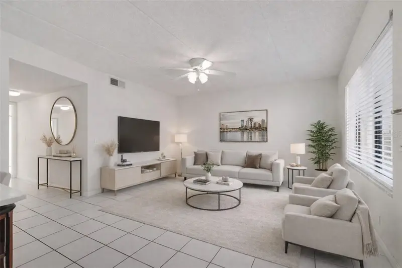 1601 Big Tree Rd #902, FL