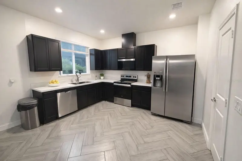 3678 Grappler Cir Se, FL