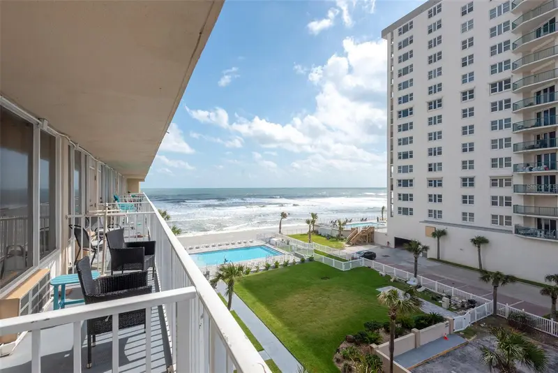 2043 S Atlantic Ave #505, FL