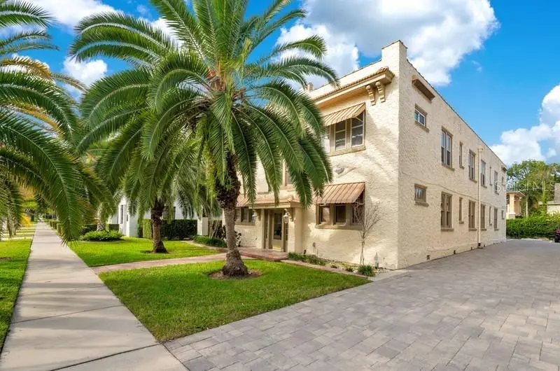 613 E Ridgewood St #2, FL