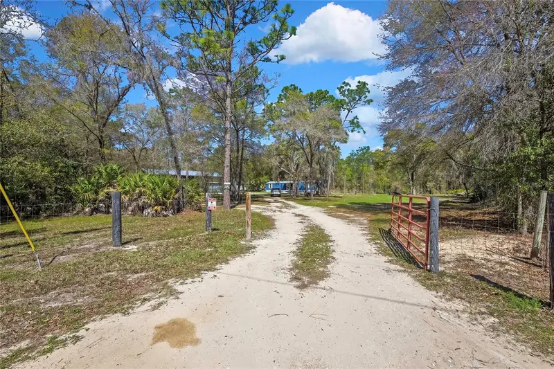 5700 N Silk Ter, FL