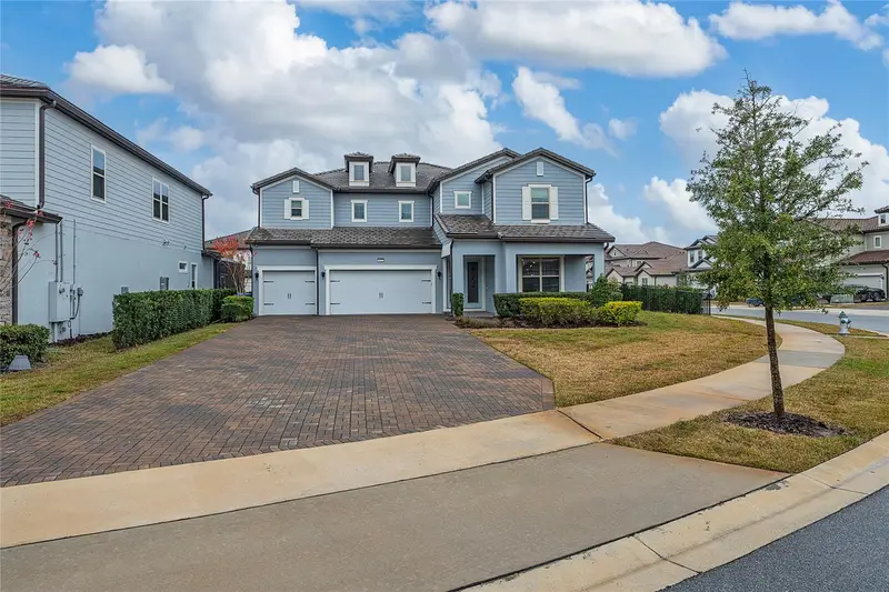 8024 Leaf Grove Circle Cir, FL