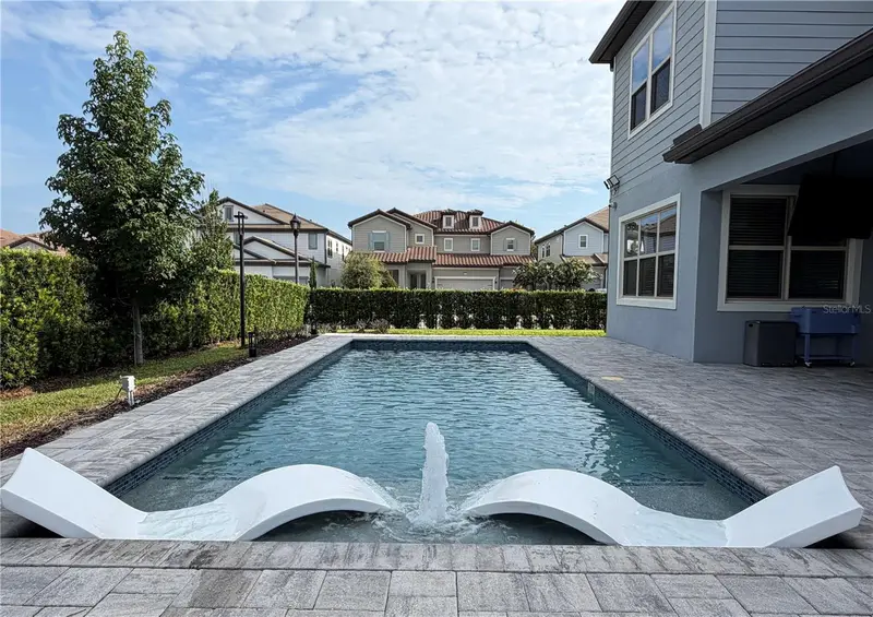 8024 Leaf Grove Circle Cir, FL