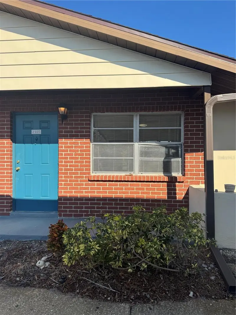 24862 Us Highway 19 N #2105, FL