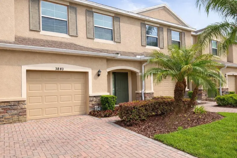 3840 Silverlake Way, FL