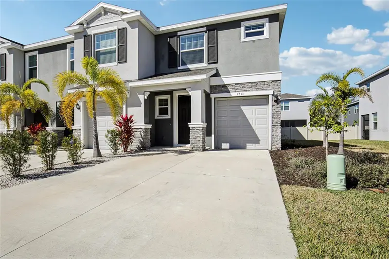 2813 Midnight Pearl Dr, FL