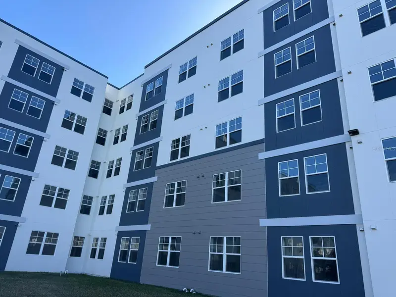 5587 Millenia Park Blvd #319, FL