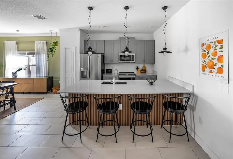 2633 Scrapbook St, FL