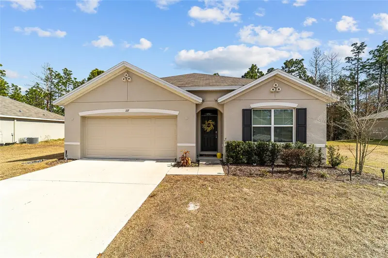 227 Hickory Crse, FL