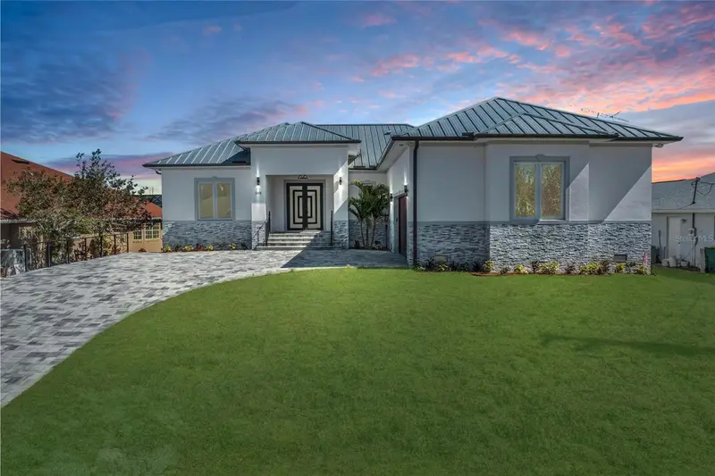 2228 Harbour Dr, FL