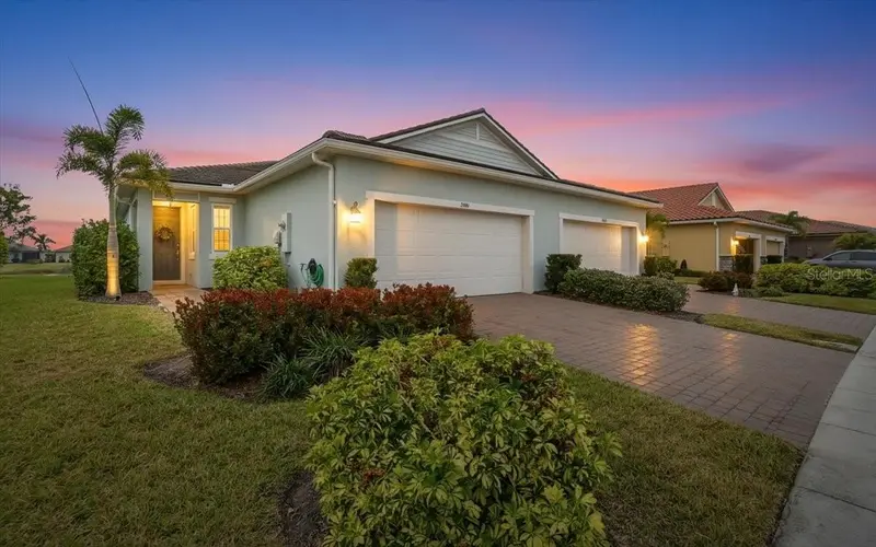20461 Galileo Pl, FL