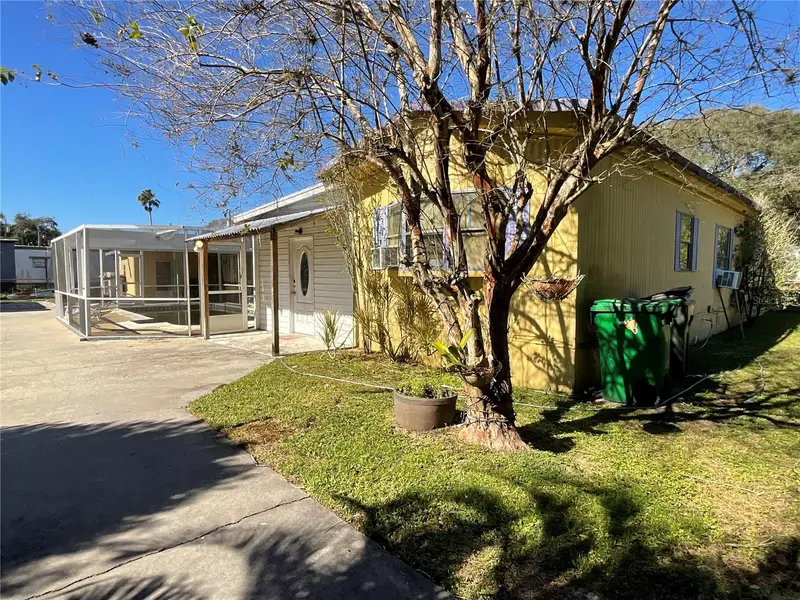 700 Jersey Ct, FL