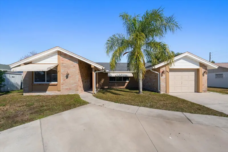 4025 Sail Dr, FL