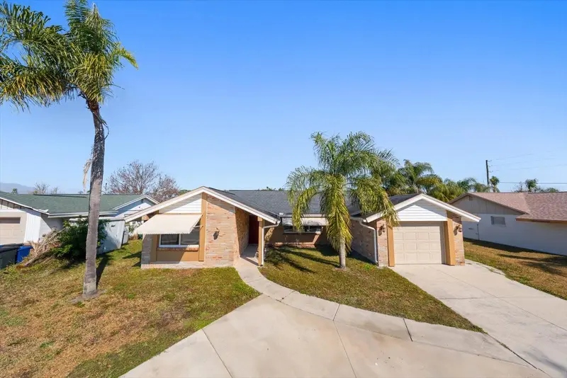 4025 Sail Dr, FL