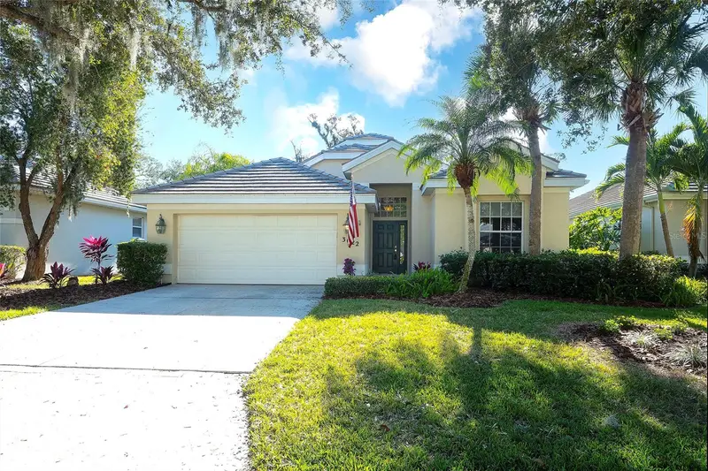 3022 Woodland Fern Dr, FL