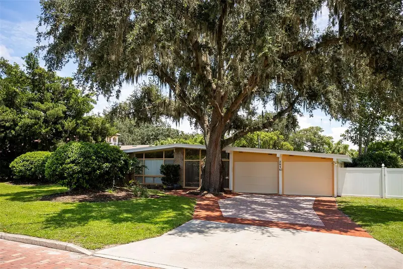 2036 Via Tuscany, FL