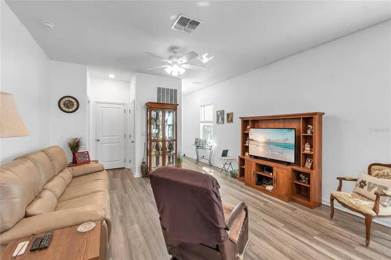 10427 Ladybug Cv, FL