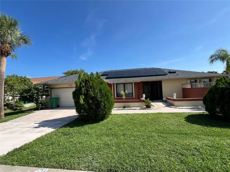 19358 Edgewater Dr, FL