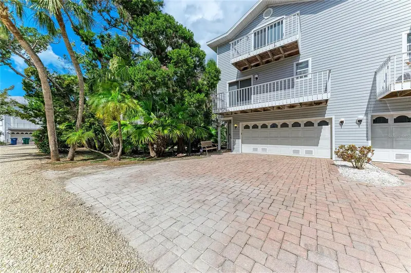 6250 Holmes Blvd #56, FL