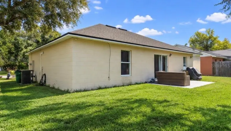 796 Del Prado Dr, FL