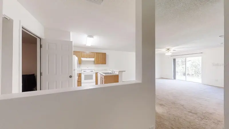 4121 Winding River Way, FL