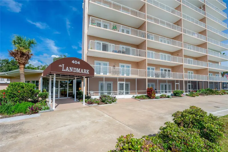 404 S Beach St #503, FL