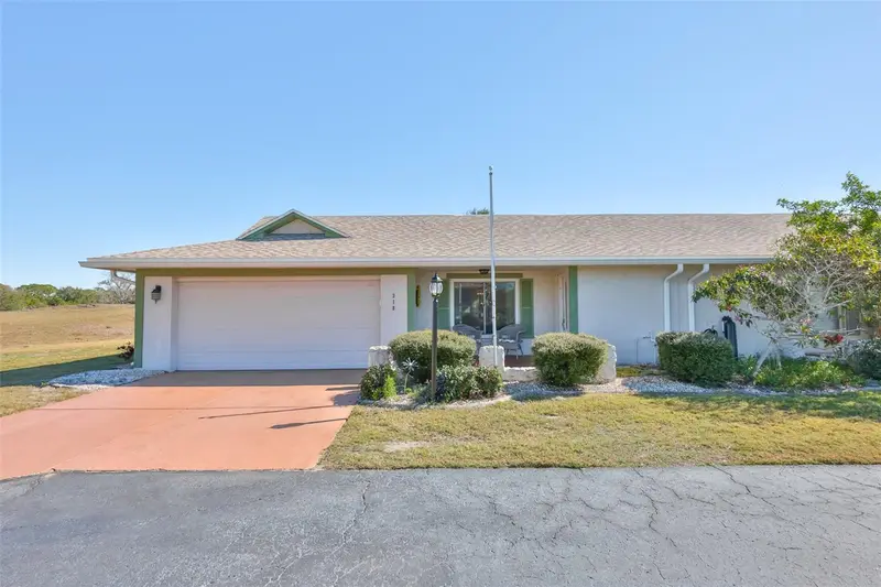 318 Fairside Ct, FL