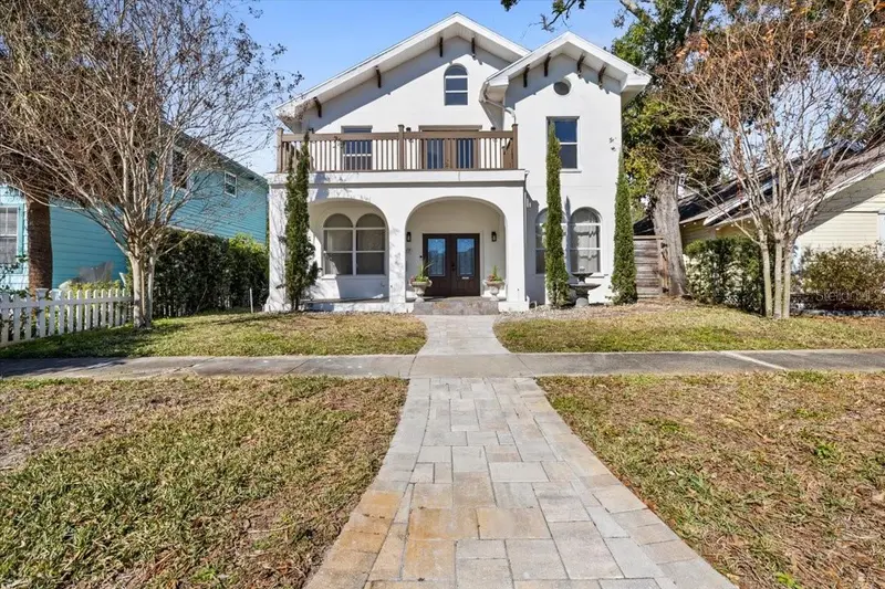 2327 4th Ave N, FL