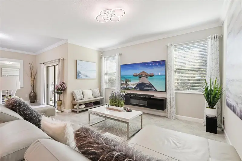 1306 White Fox Run, FL