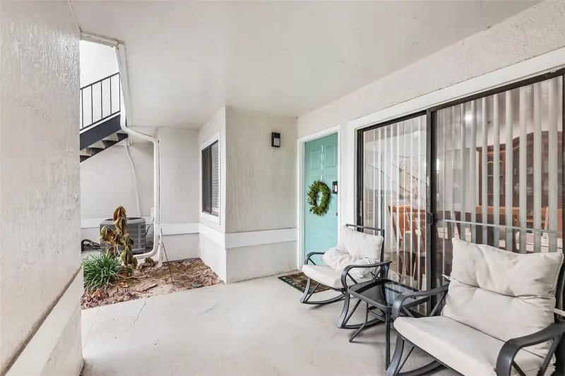 548 Olympic Village #106, FL