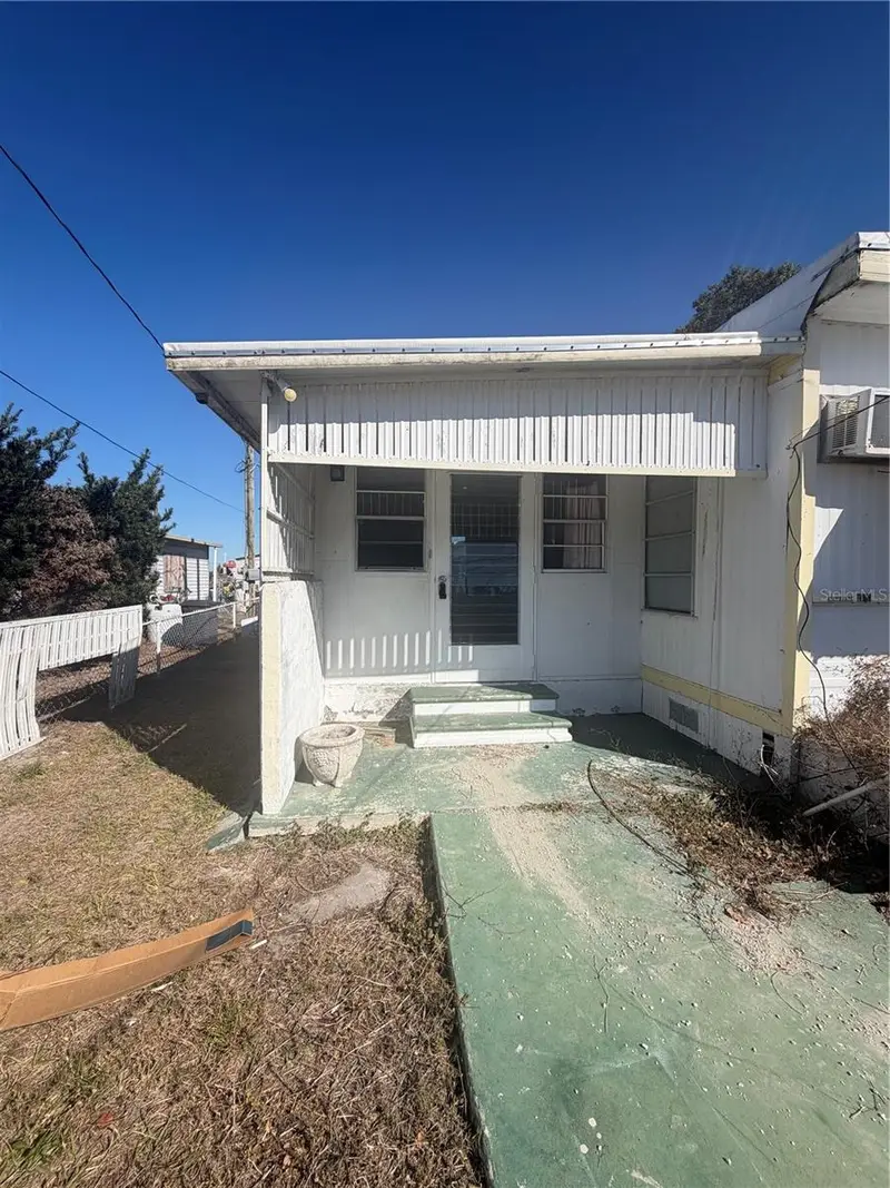 1750 Kent Dr, FL