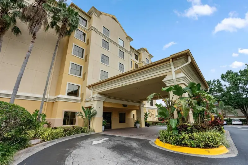 7601 Canada Ave #221, FL
