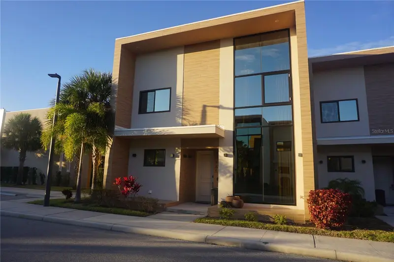 3051 Rockefeller Way, FL